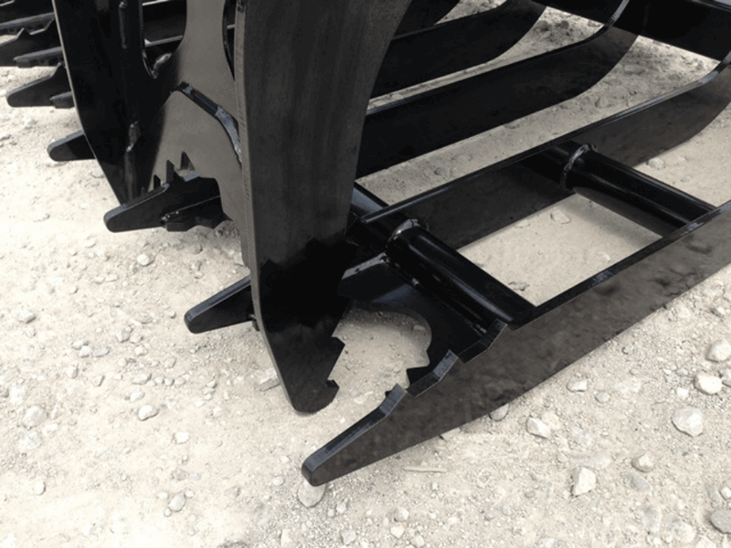 CL Fabrication Skid Steer Grapple Rack teeth closeup
