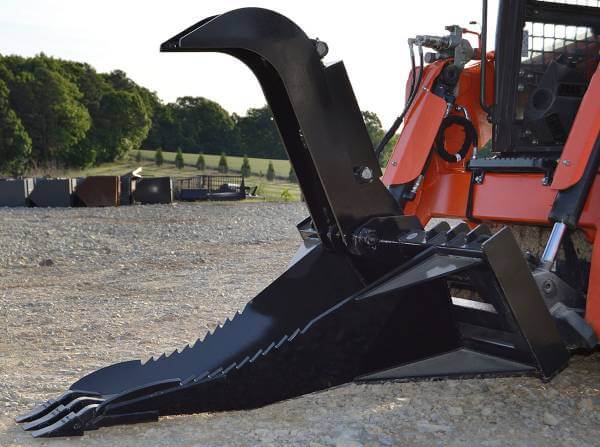 Loflin Skid Steer Stump Bucket with Grapple